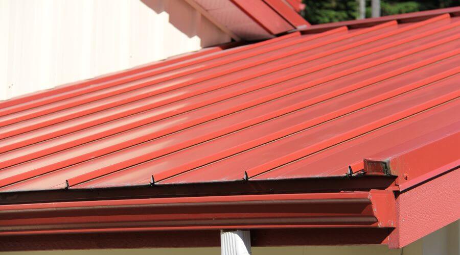 Roof Gutter Cleaning in Des Lacs, ND